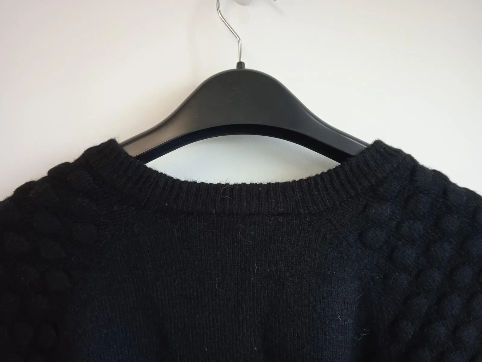 DKNY Ladies Black Stretch-Fit Bobble Detail Long Sleeve Knitted Jumper S NEW