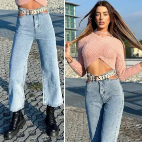Jeans con spacchi superiori
