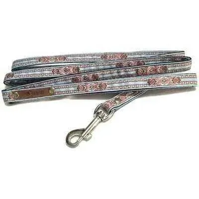 Regal Pup: Personalised Chic Dog Collar