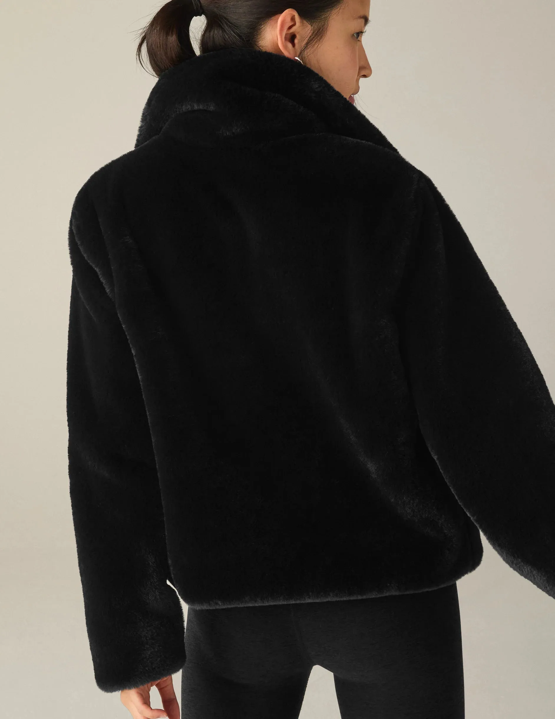 SALE BEYOND YOGA ON THE LIST FAUX FUR JACKET BLACK FINAL SALE