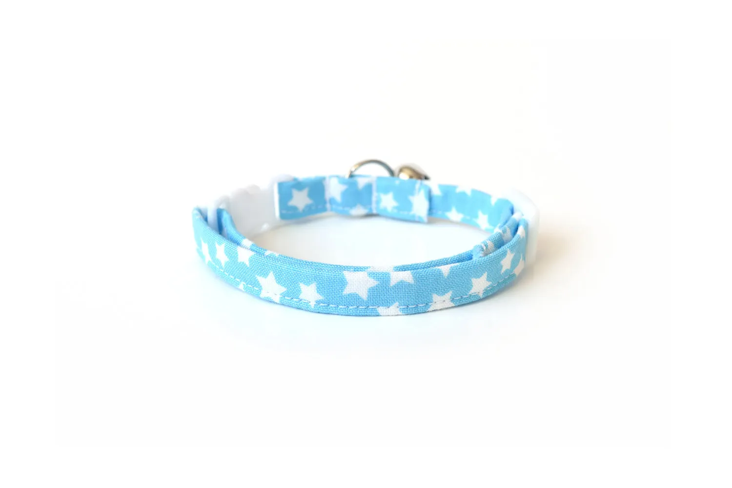 Sky Blue & White Stars Cat Collar
