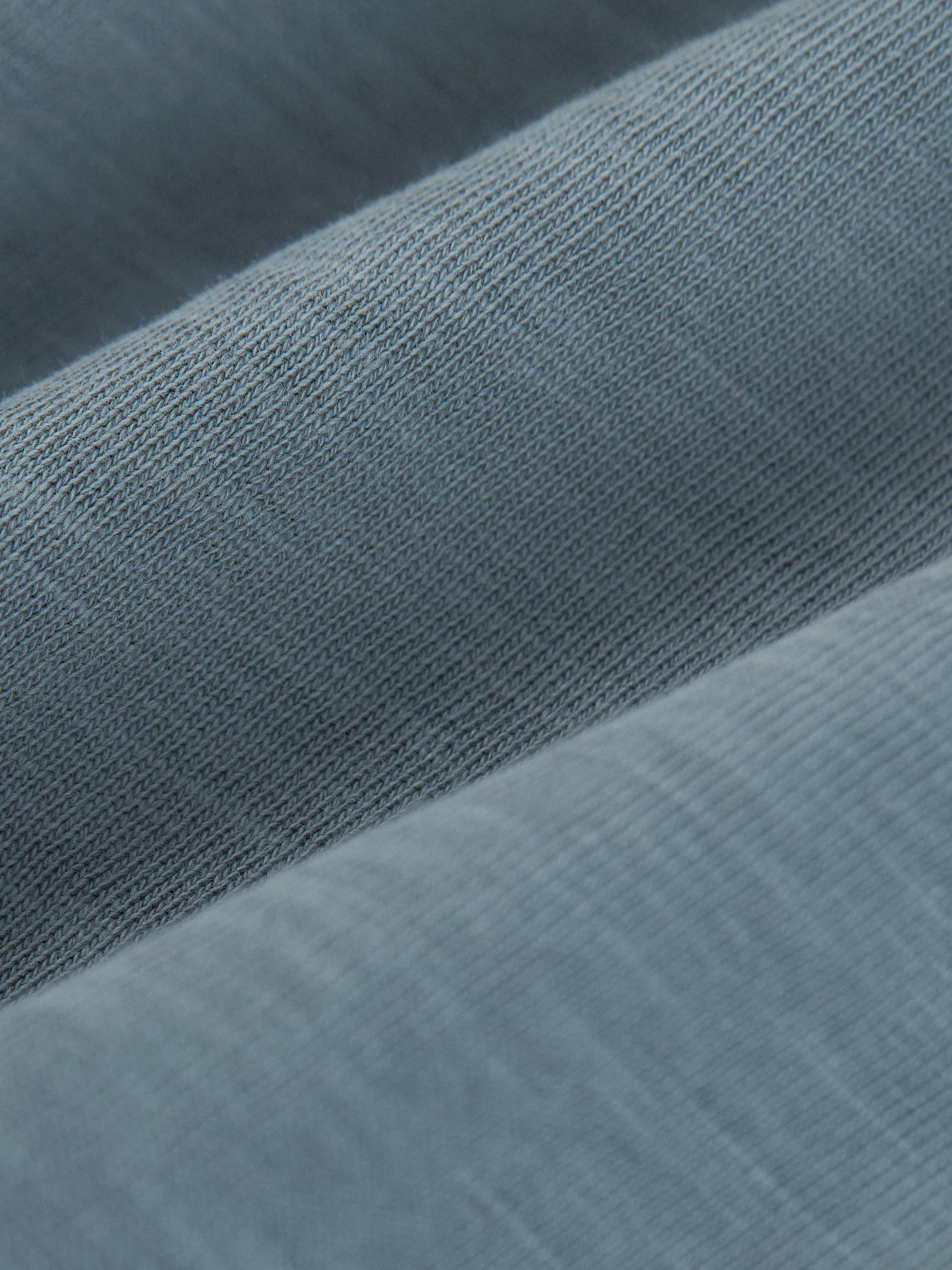 The Slim Pocket T-Shirt in Storm Blue